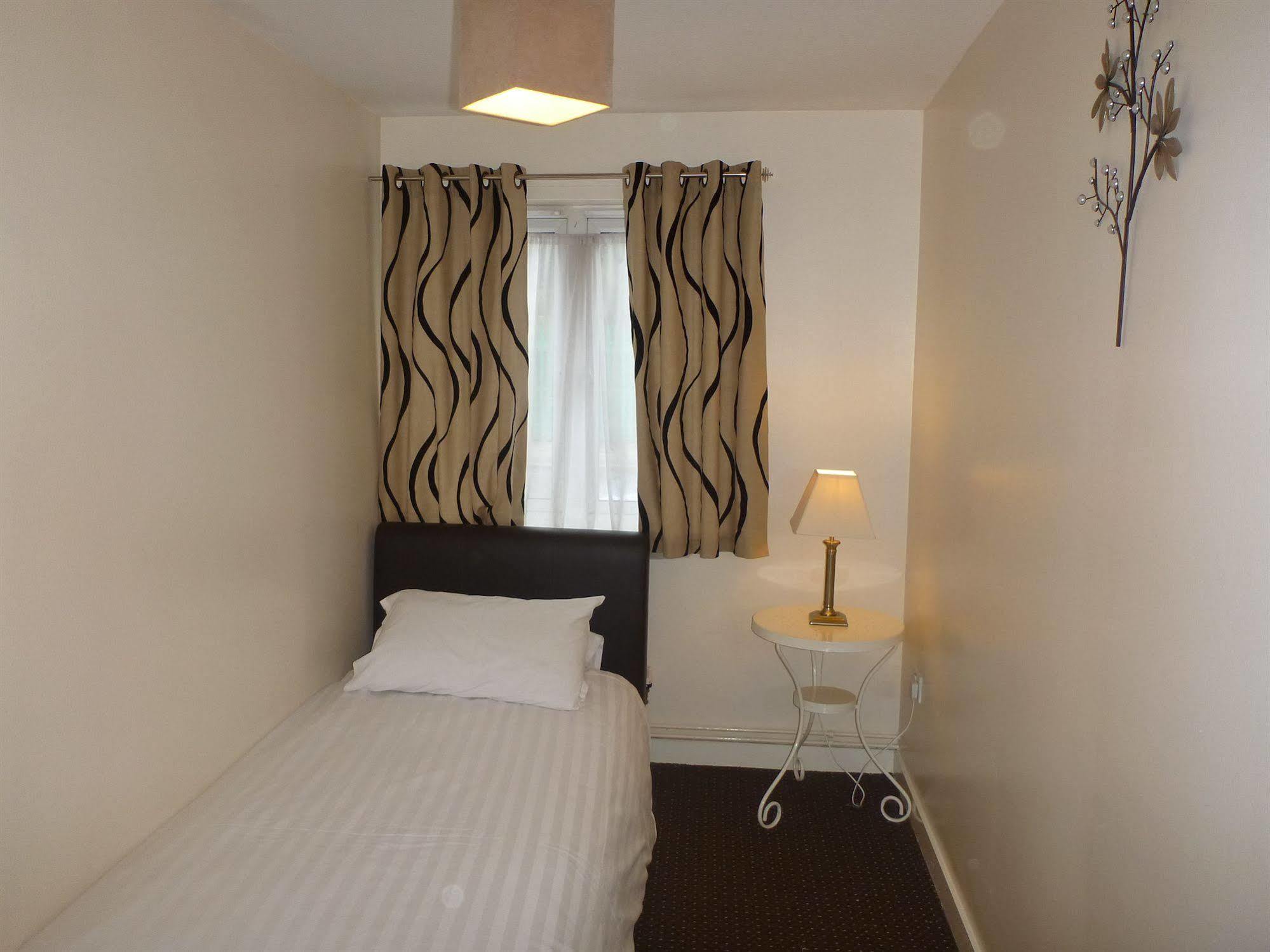 Oyo Arinza Apartments, Λίβερπουλ Εξωτερικό φωτογραφία